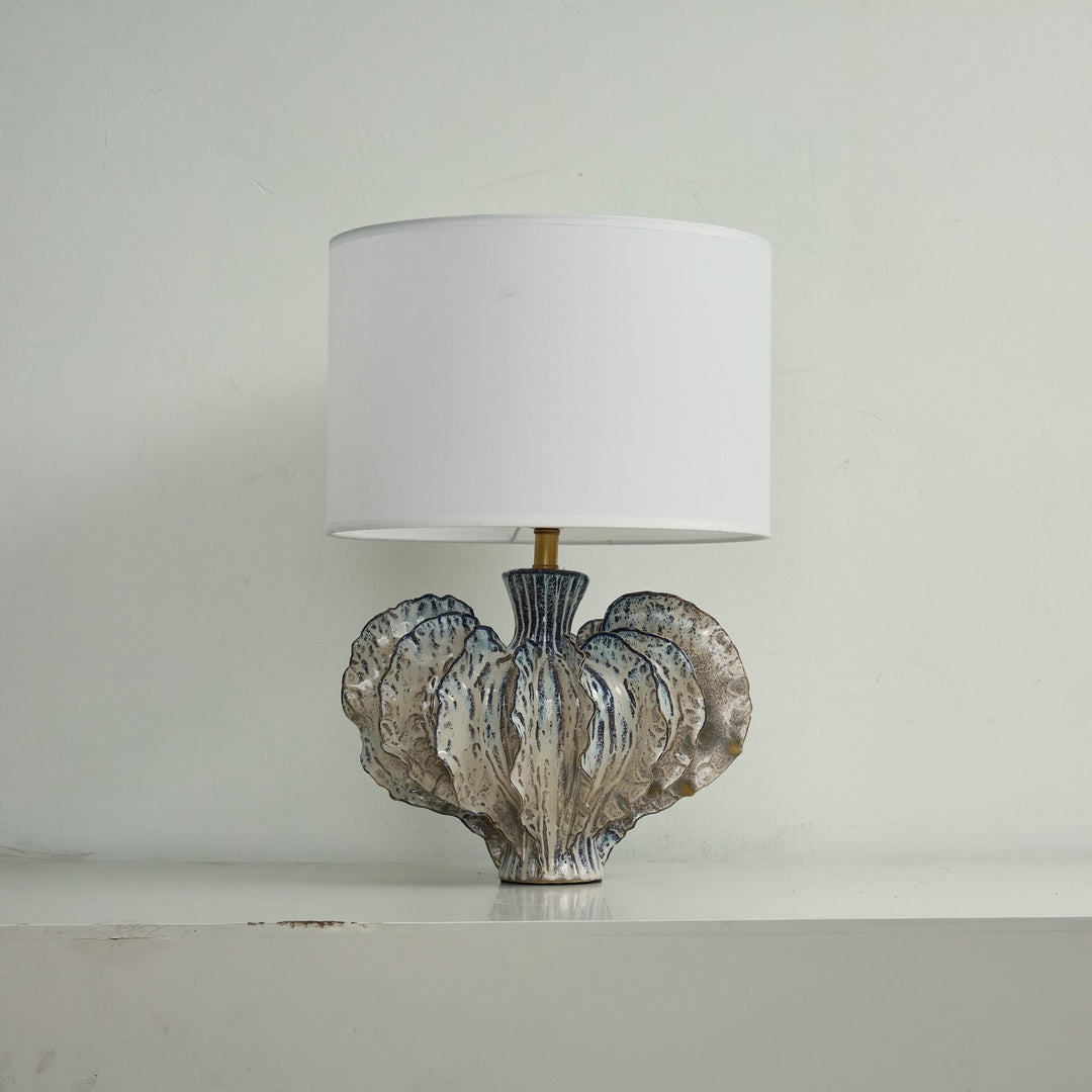 Leaf Shaped Ceramic Table Lamp - Vakkerlight