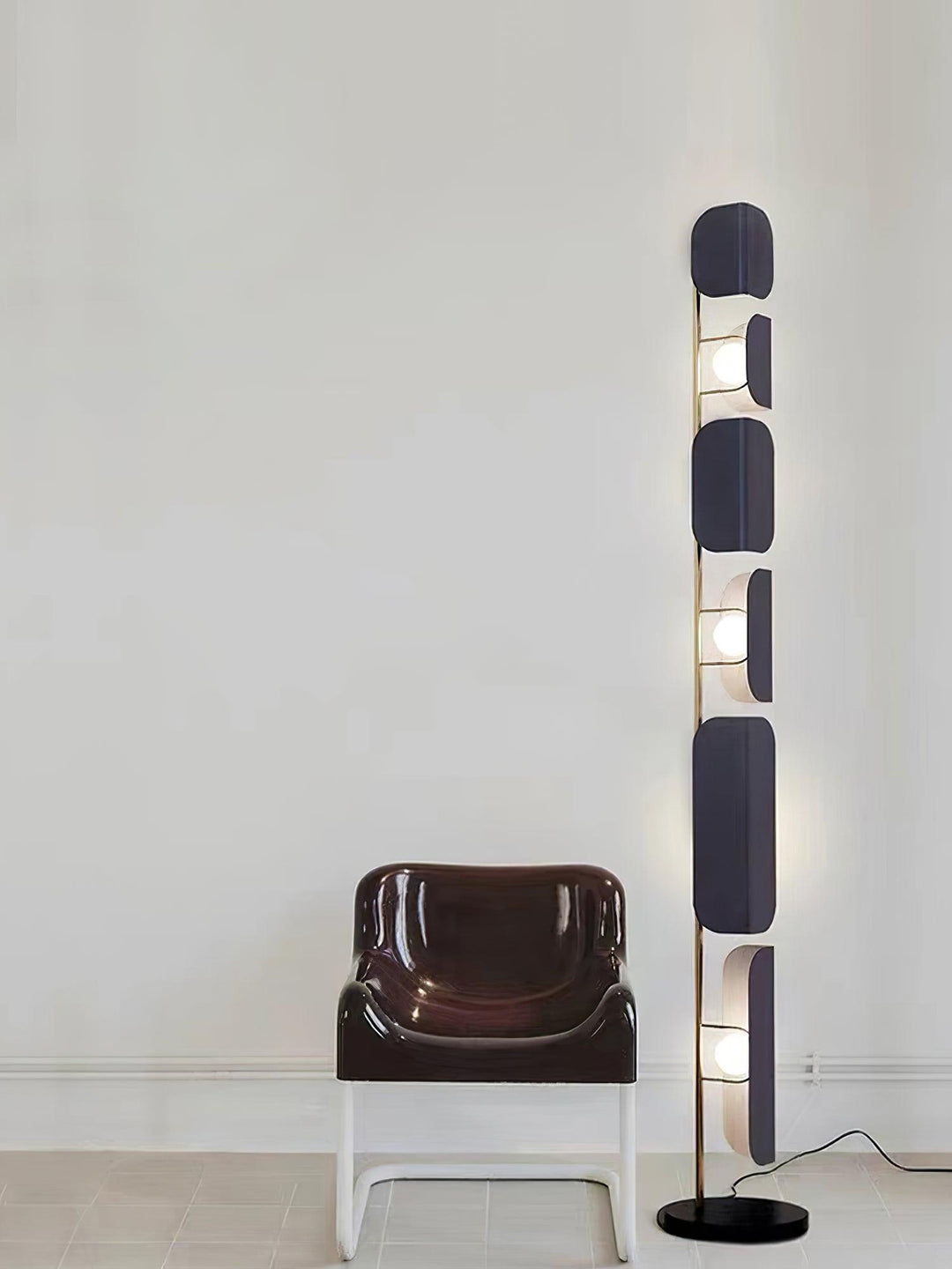 Leagan Floor Lamp - Vakkerlight