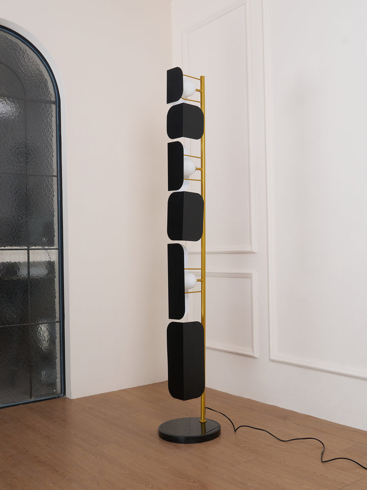 Leagan Floor Lamp