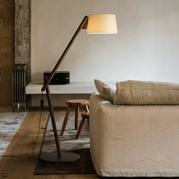 Lean Pivot Floor Lamp - Vakkerlight