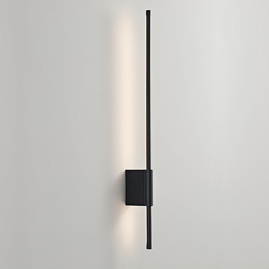 Leon Linear Wall Light