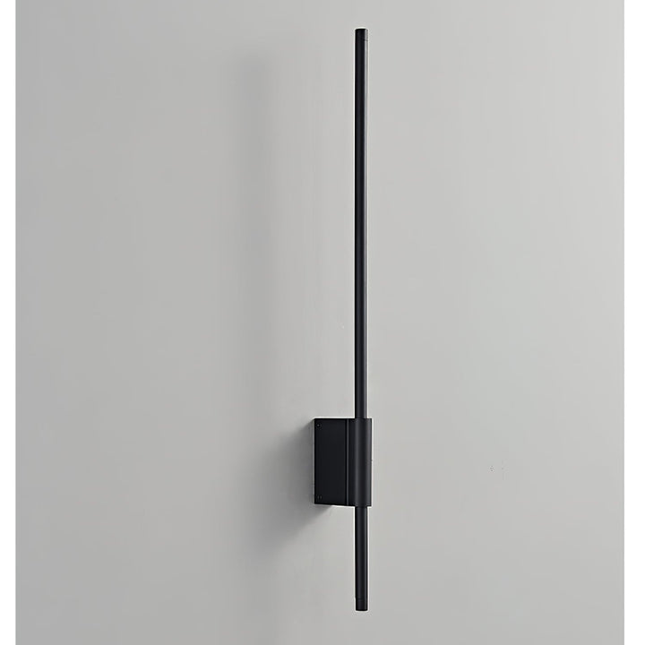 Leon Linear Wall Light