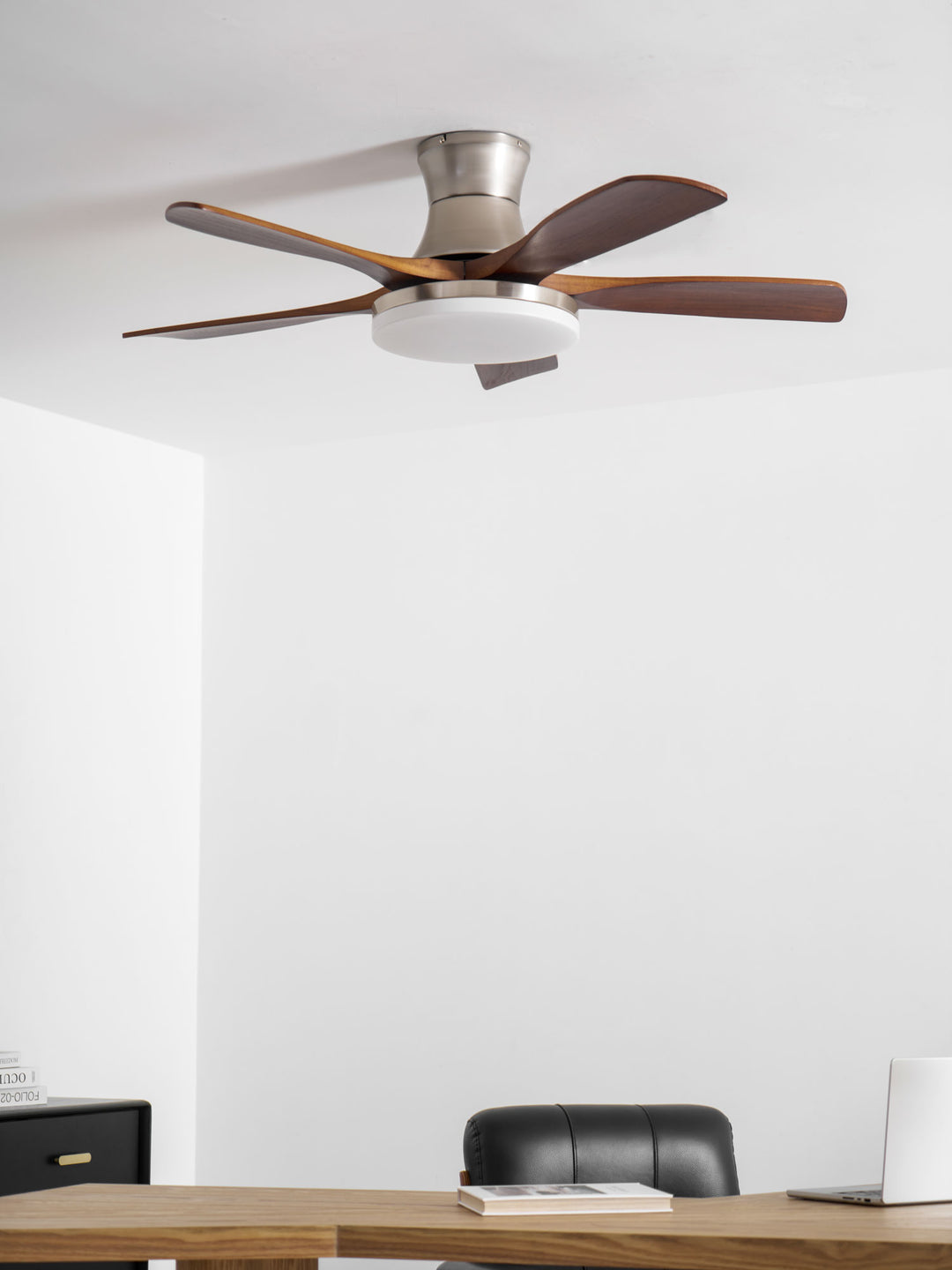 Liam Ceiling Fan Light - Vakkerlight