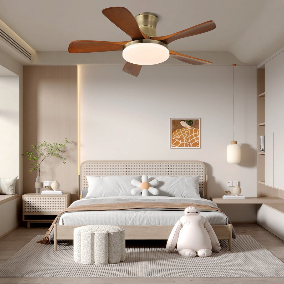 Liam Ceiling Fan Light - Vakkerlight