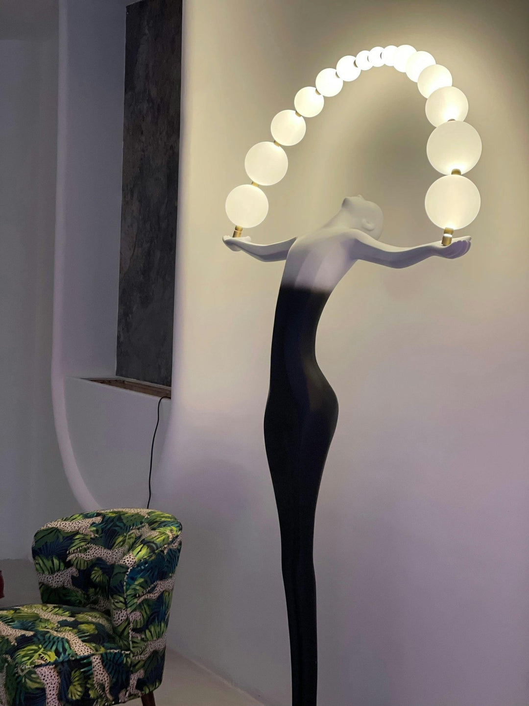 Statue of Liberty Floor Lamp - Vakkerlight