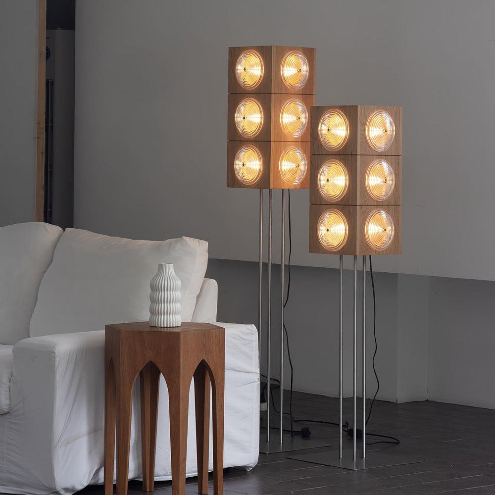 Cinematic Lightbox Camera Floor Lamp - Vakkerlight