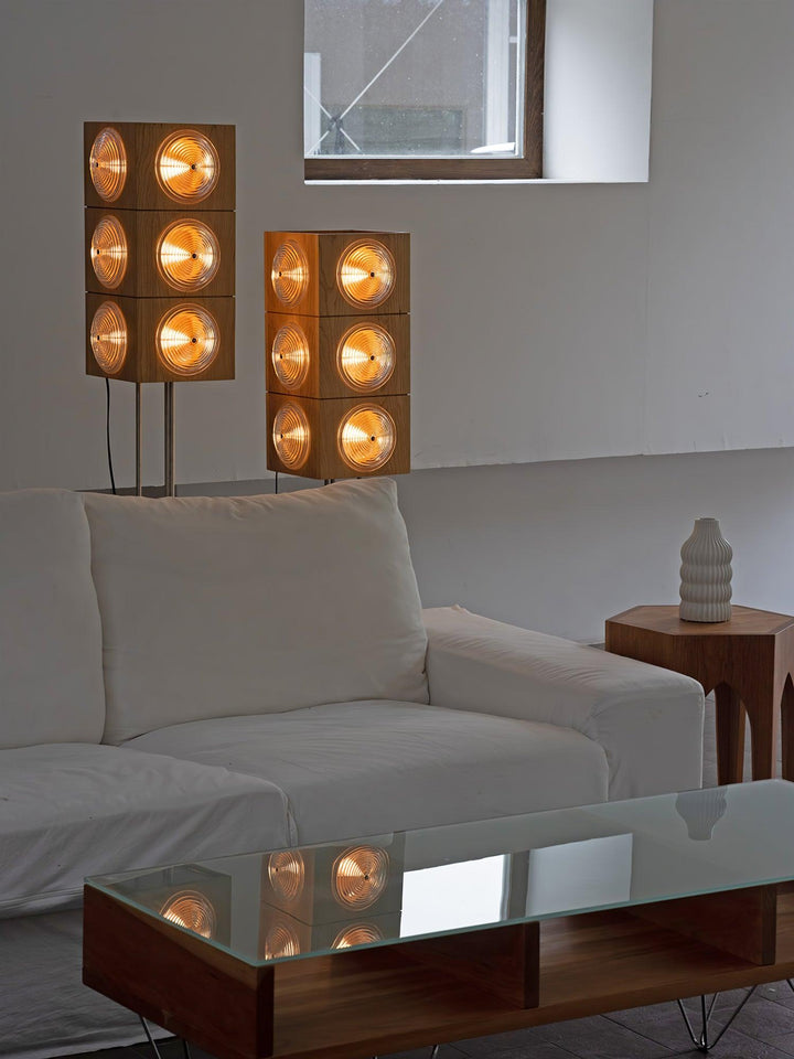 Cinematic Lightbox Camera Floor Lamp - Vakkerlight