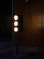 Cinematic Lightbox Camera Floor Lamp - Vakkerlight