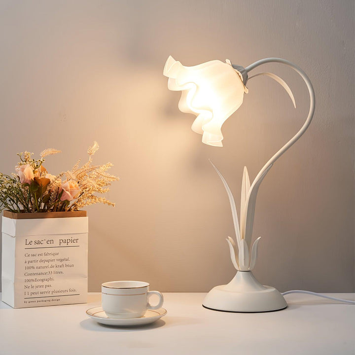 Lily of the Valley Table Lamp - Vakkerlight