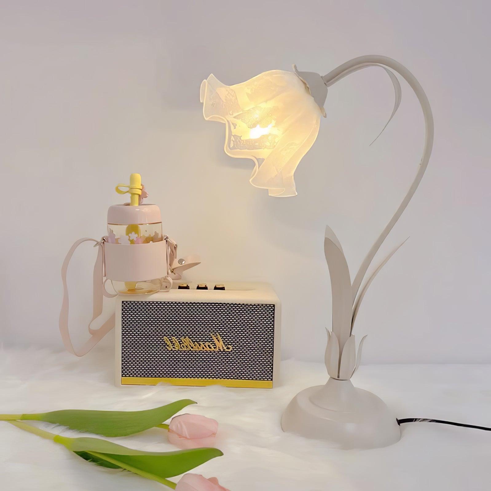 Lily of the Valley Table Lamp Vakkerlight
