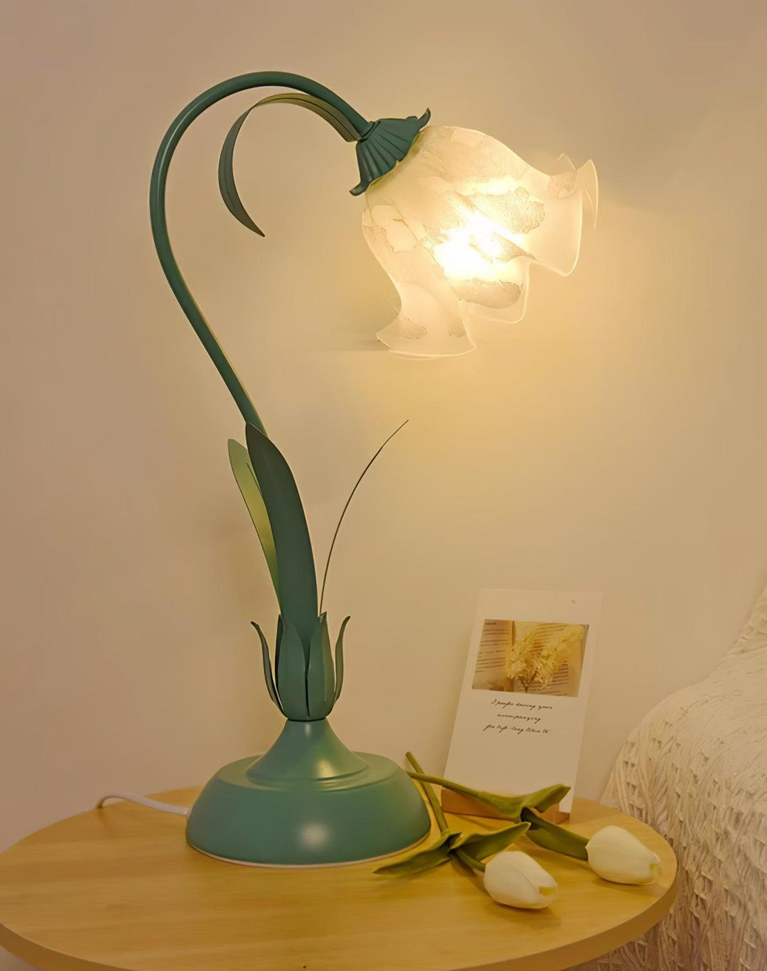 Lily of the Valley Table Lamp - Vakkerlight