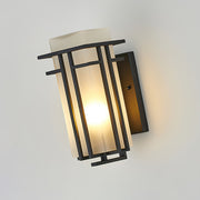 Linden Outdoor Wall Lamp