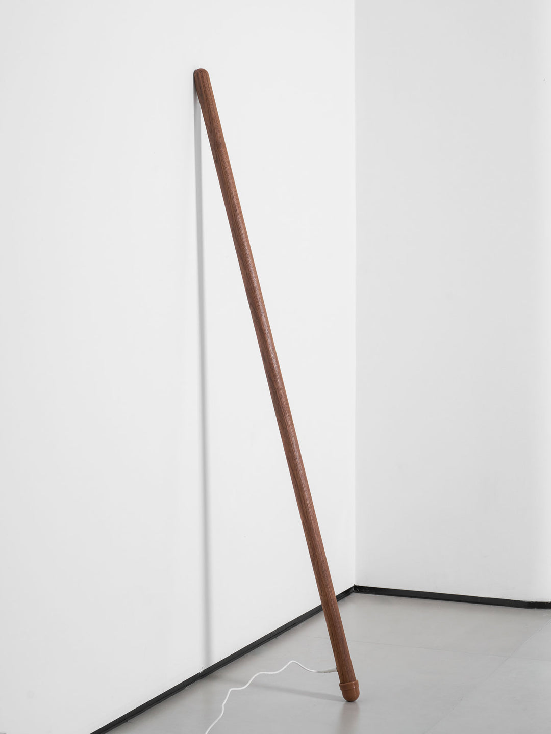 Line Assist Ambience Floor Lamp - Vakkerlight