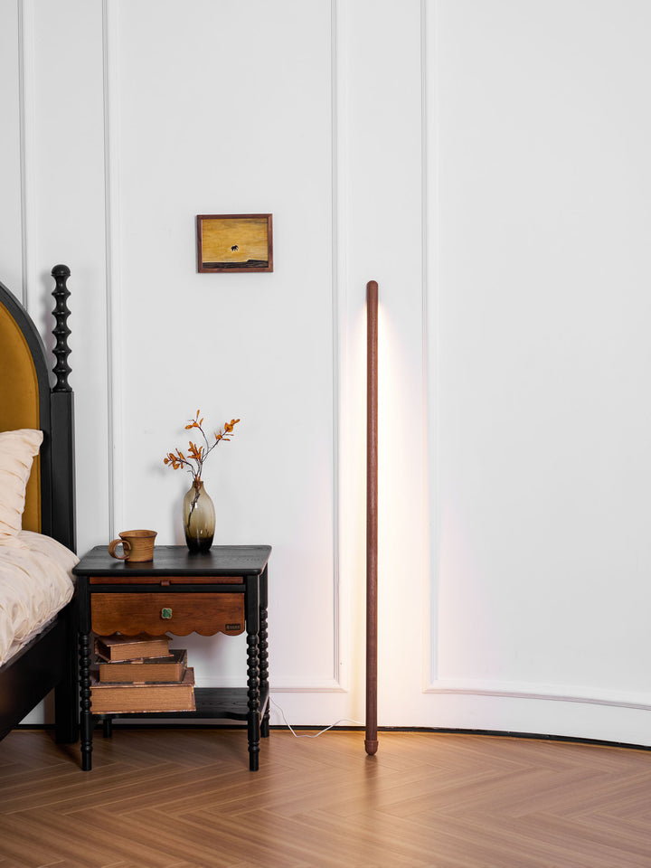 Line Assist Ambience Floor Lamp - Vakkerlight