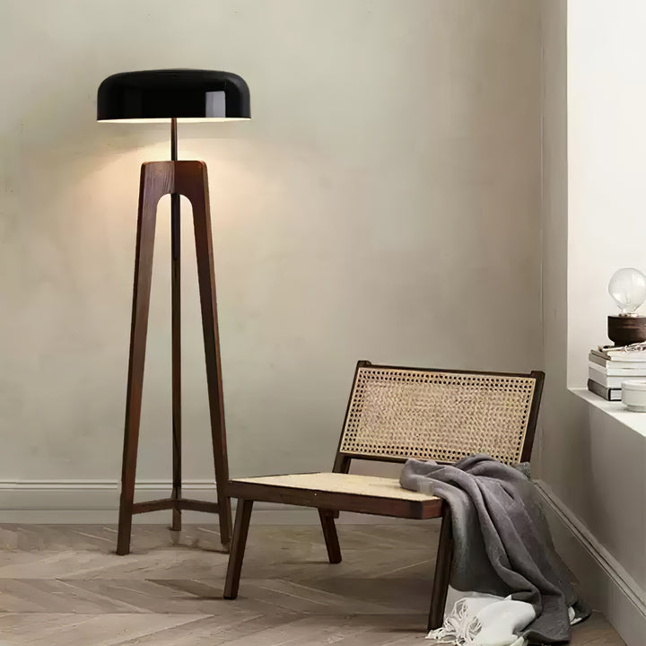 Linea Floor Lamp - Vakkerlight