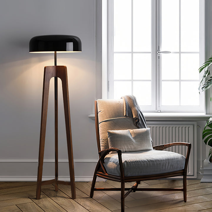 Linea Floor Lamp - Vakkerlight