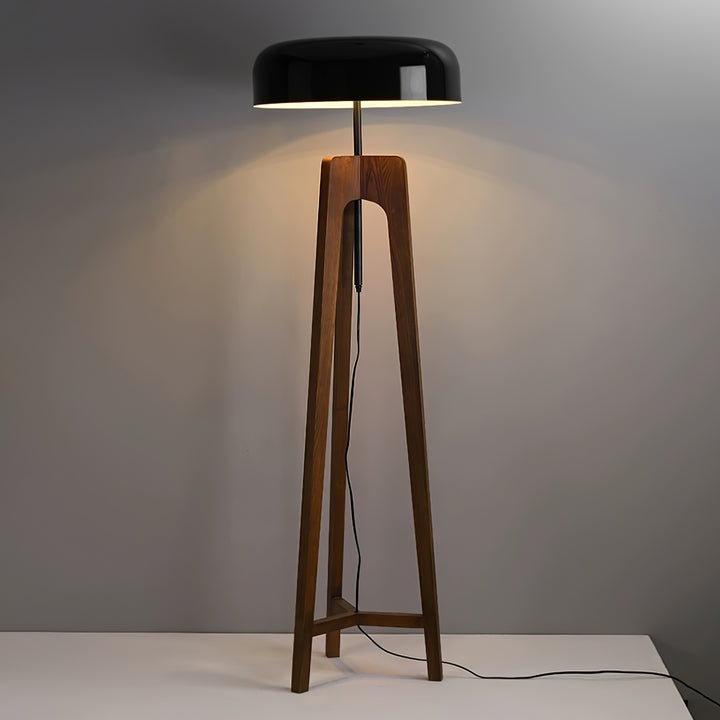 Linea Floor Lamp - Vakkerlight