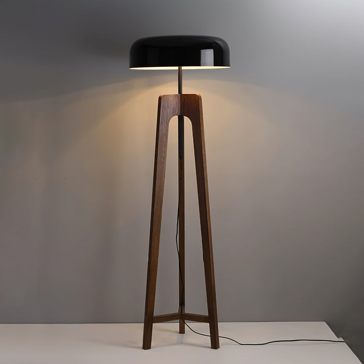 Linea Floor Lamp - Vakkerlight