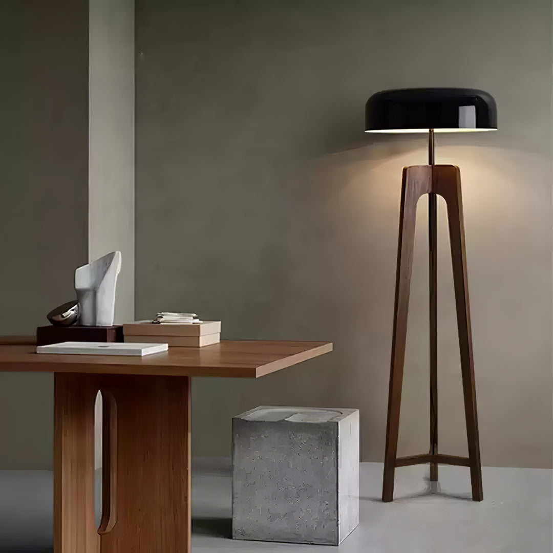 Linea Floor Lamp - Vakkerlight