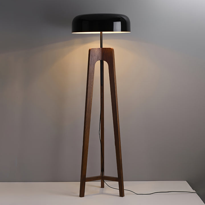 Linea Floor Lamp - Vakkerlight