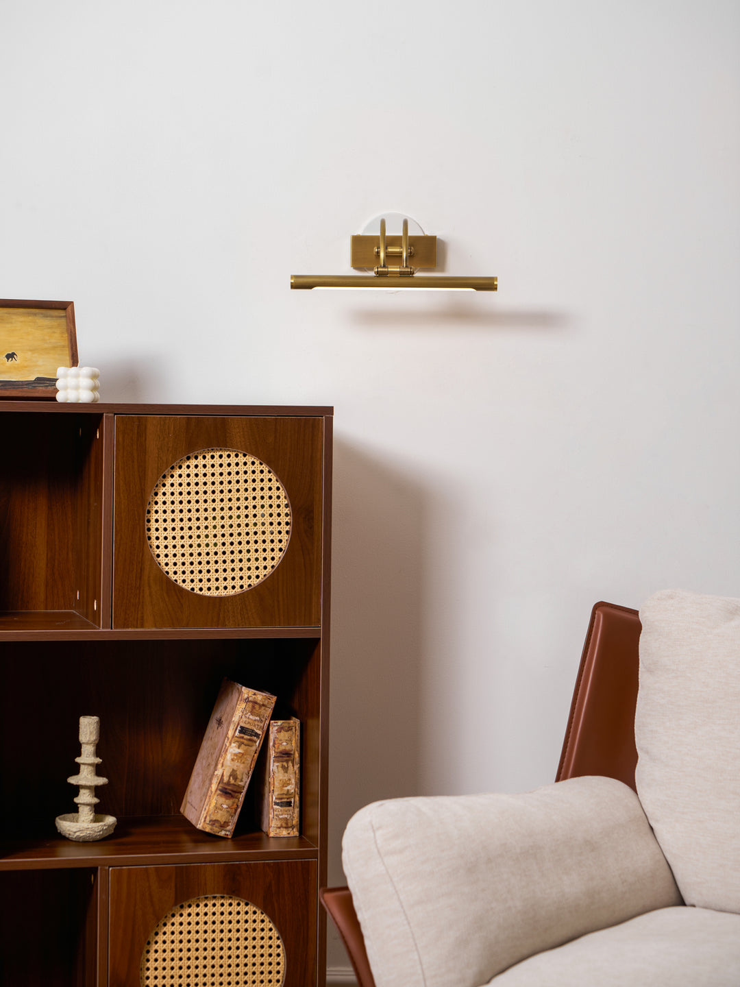 Linear Vanity Wall Light - Vakkerlight