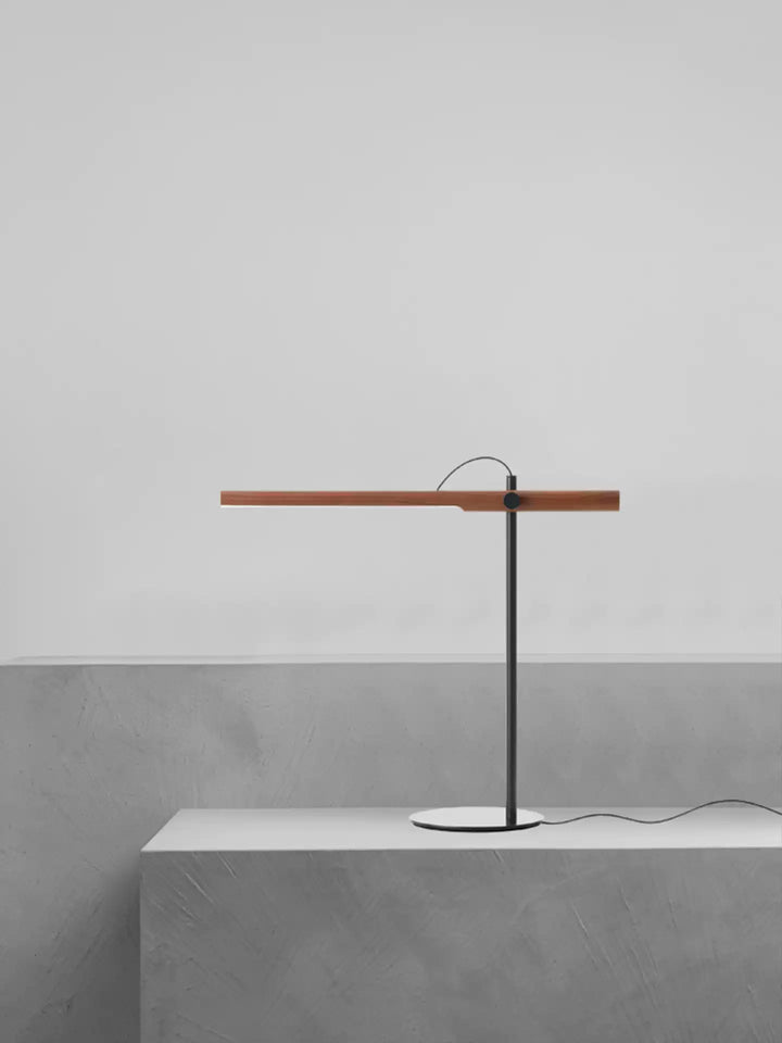 Linear Wood Bar Desk Lamp - Vakkerlight
