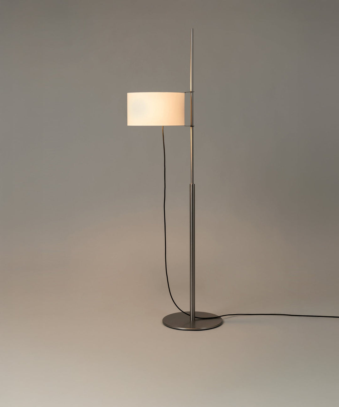 Lino Arc Floor Lamp - Vakkerlight