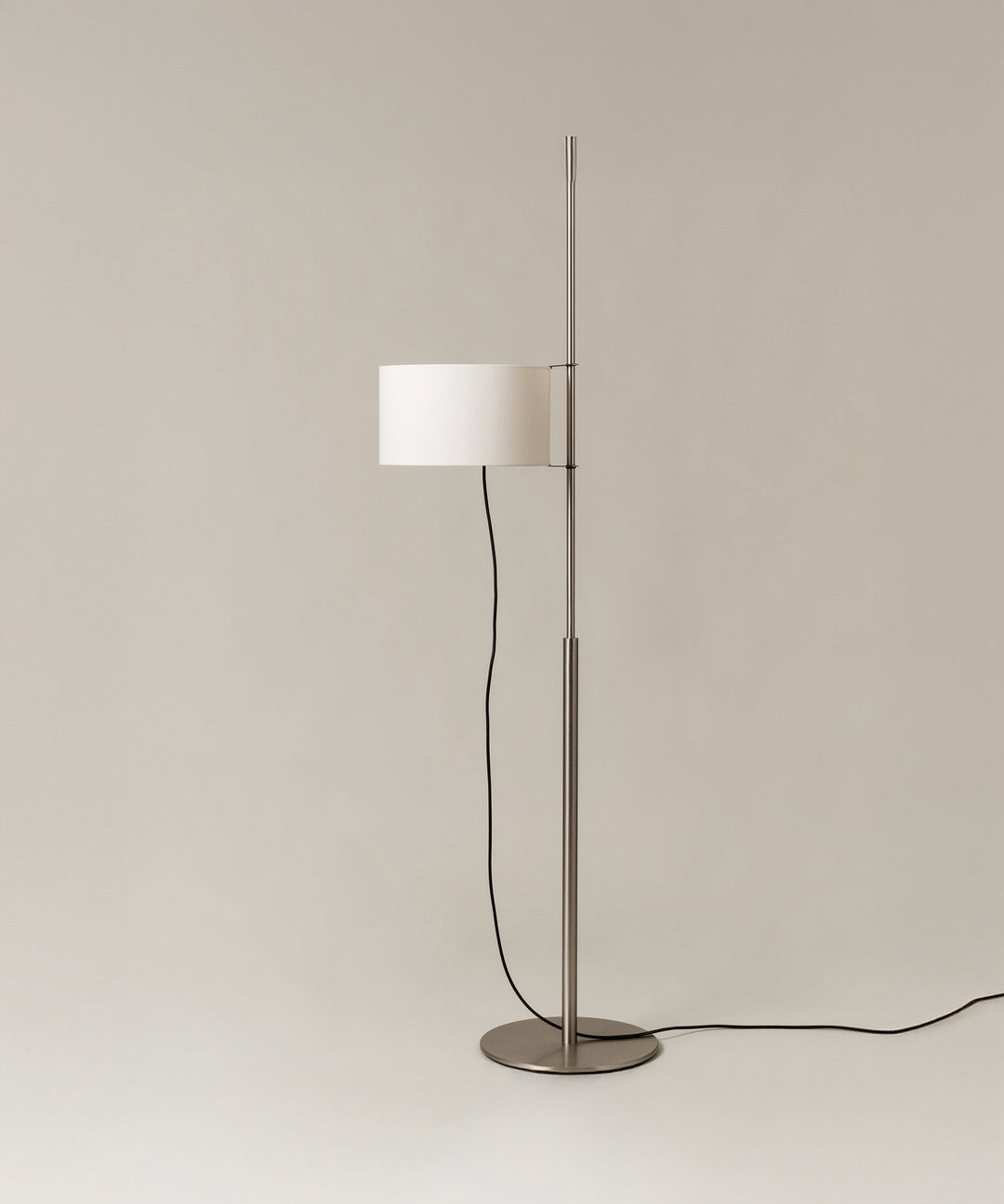 Lino Arc Floor Lamp - Vakkerlight