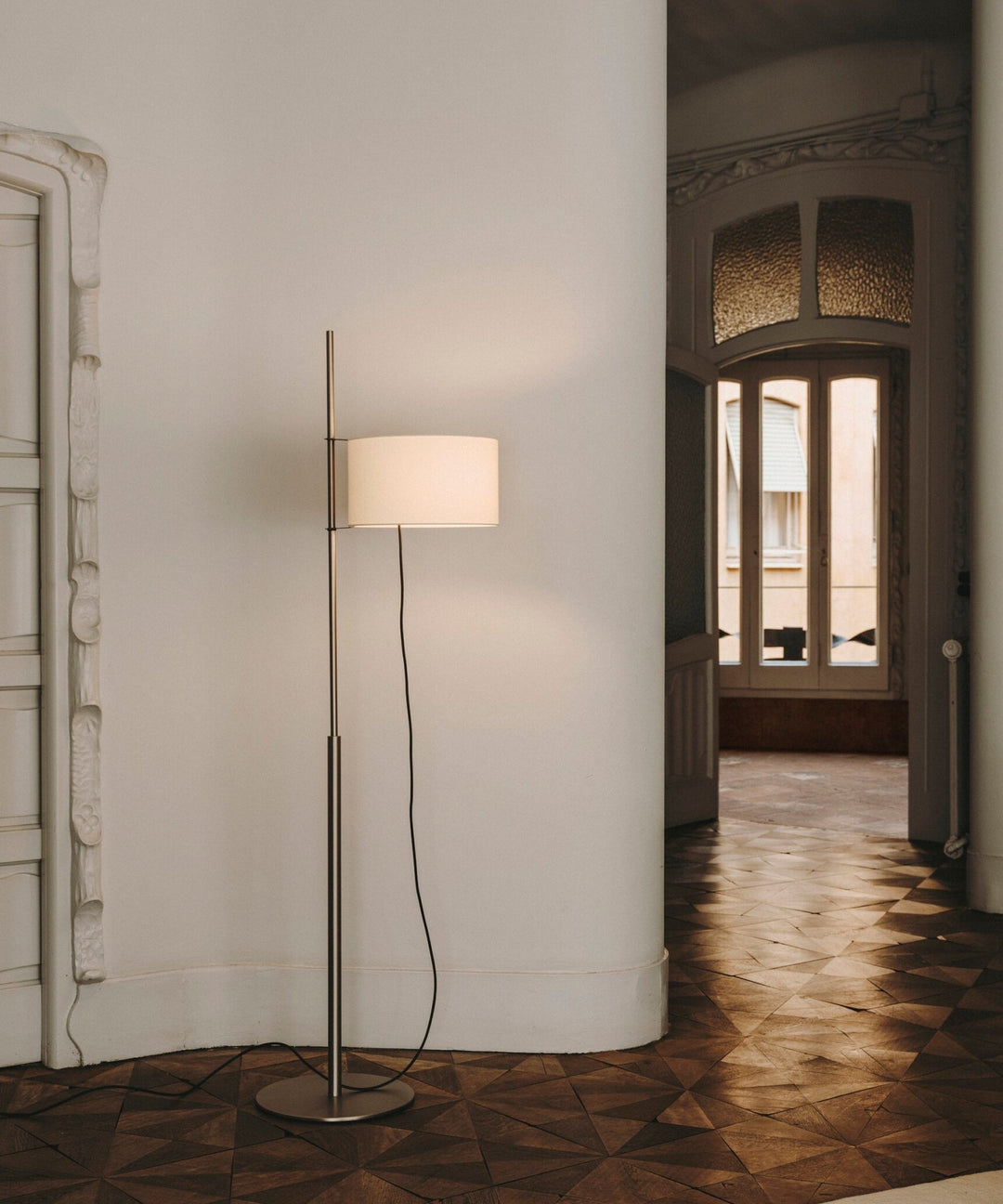 Lino Arc Floor Lamp - Vakkerlight