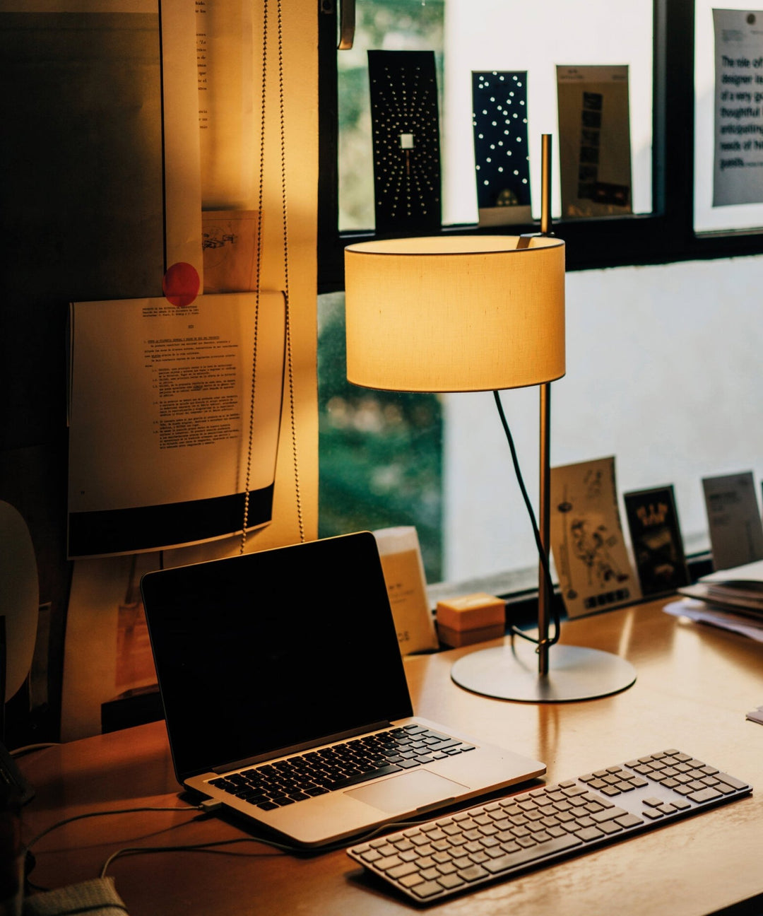 Lino Arc Table Lamp - Vakkerlight