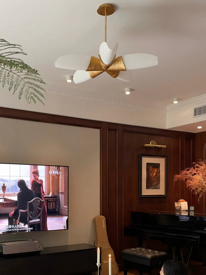 Liora Bloom Chandelier - Vakkerlight