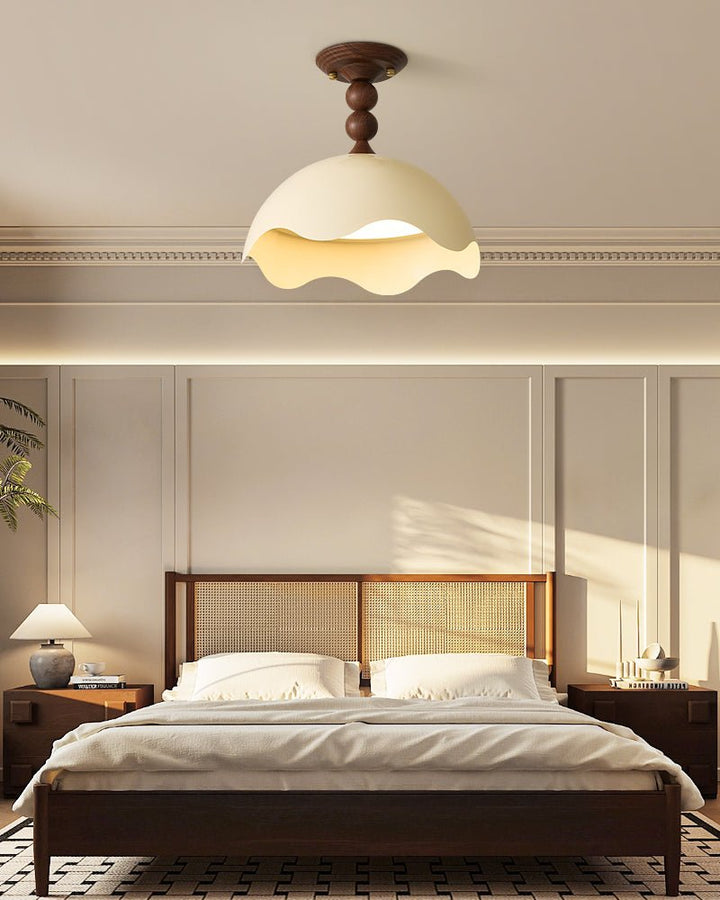 Liora Scallop Ceiling Light - Vakkerlight