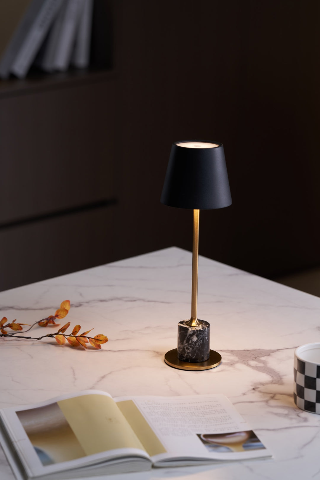 Lirio Mini Marble Table Lamp - Vakkerlight