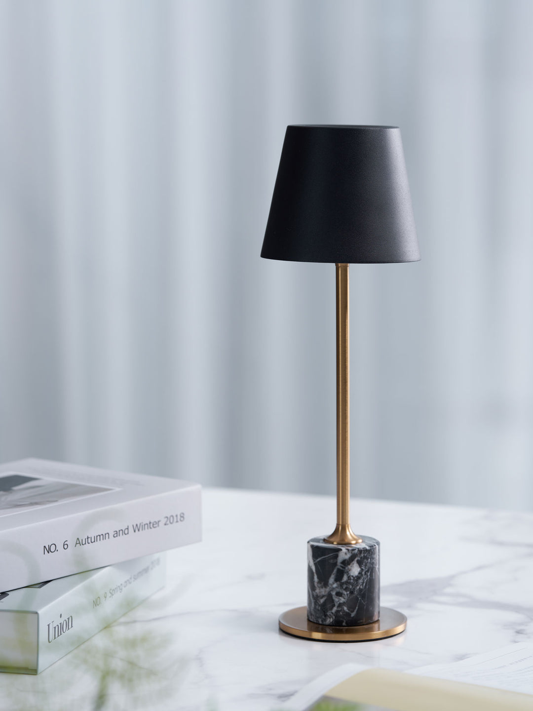 Lirio Mini Marble Table Lamp - Vakkerlight