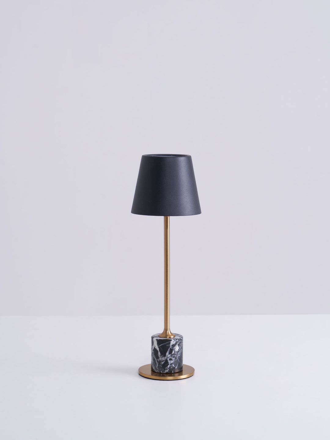 Lirio Mini Marble Table Lamp - Vakkerlight