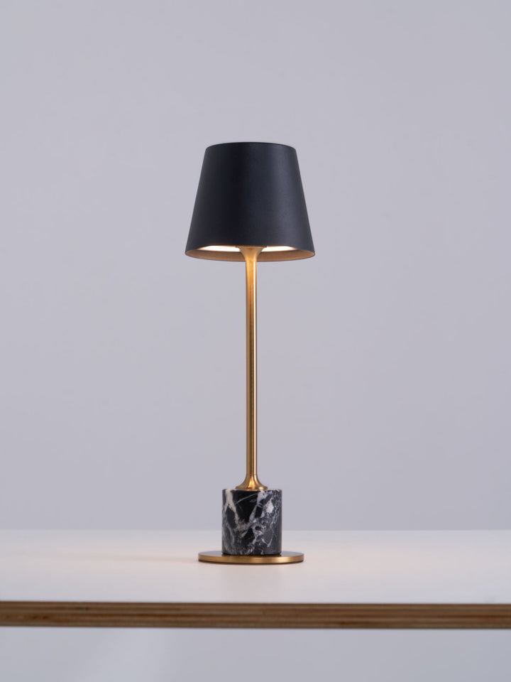 Lirio Mini Marble Table Lamp - Vakkerlight