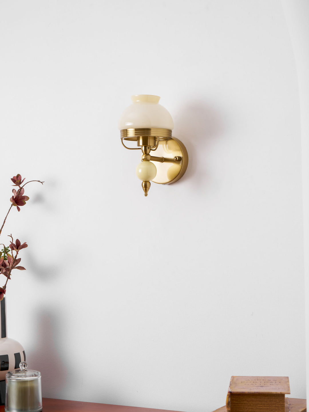 Loa Glass Wall Lamp - Vakkerlight