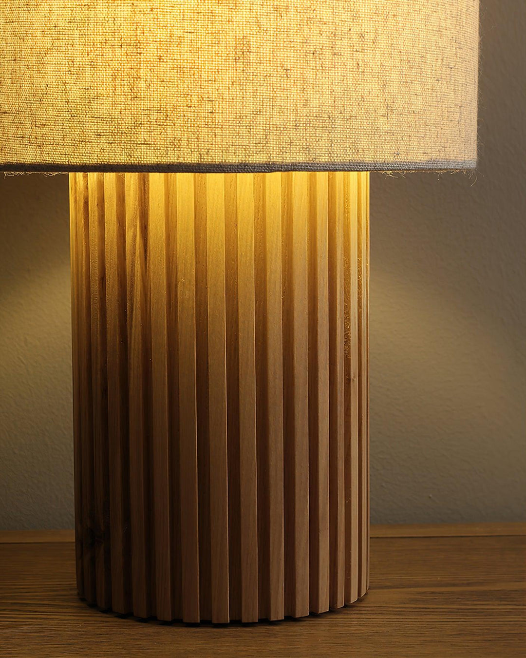 Log Standing Table Lamp - Vakkerlight