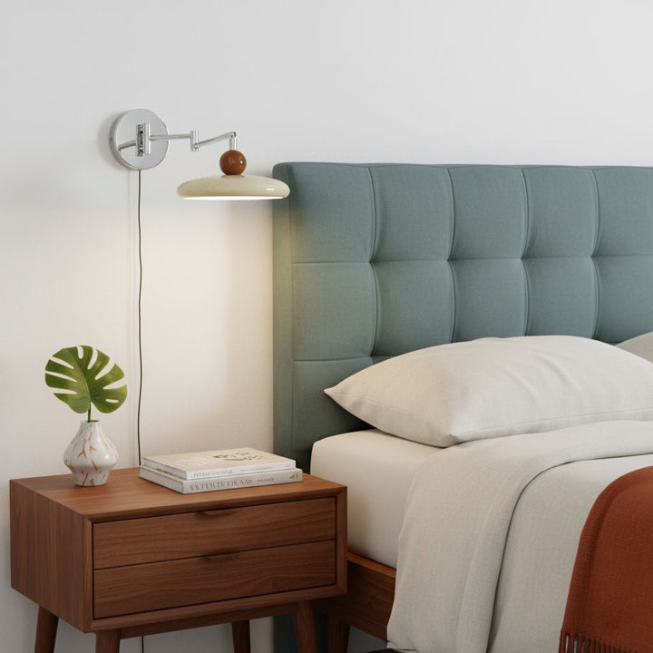 Lola Plug - in Wall Lamp - Vakkerlight
