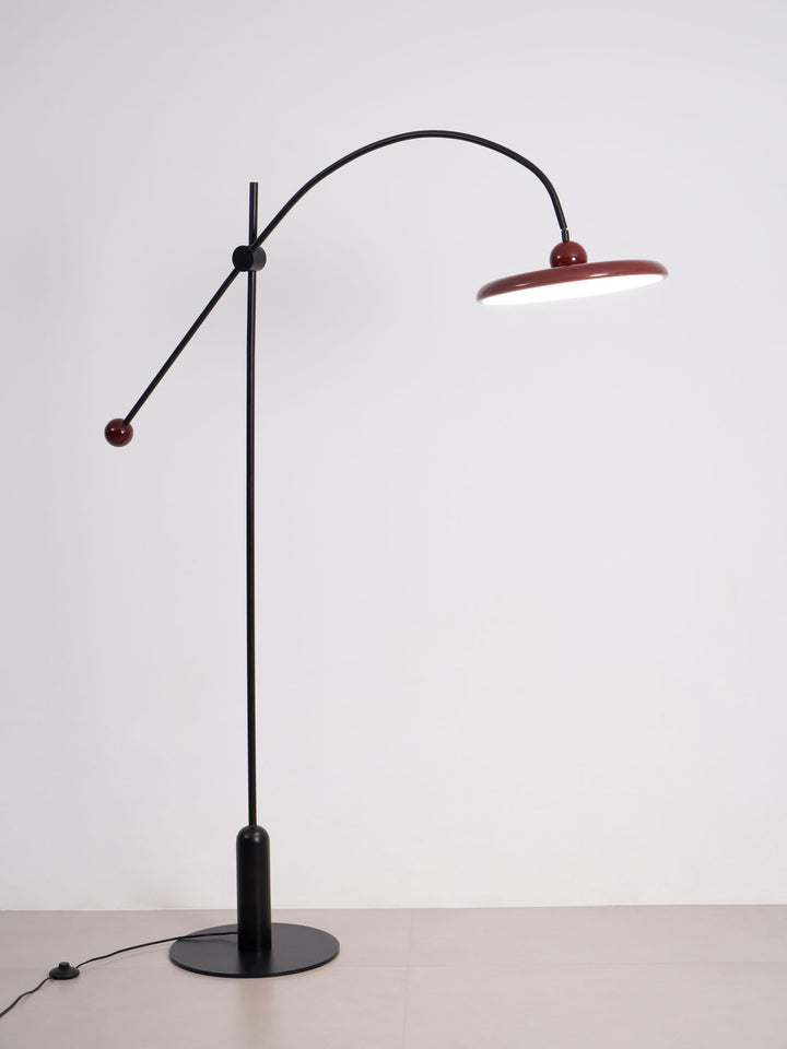 Lola Floor Lamp - Vakkerlight
