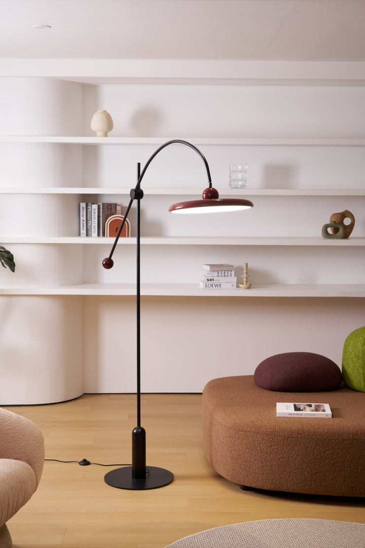Lola Floor Lamp - Vakkerlight