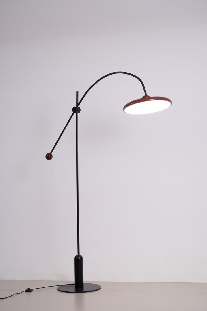 Lola Floor Lamp - Vakkerlight