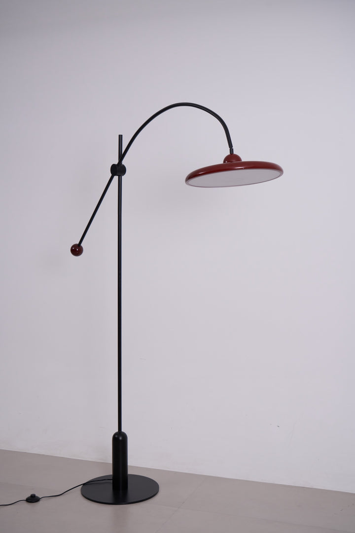 Lola Floor Lamp - Vakkerlight