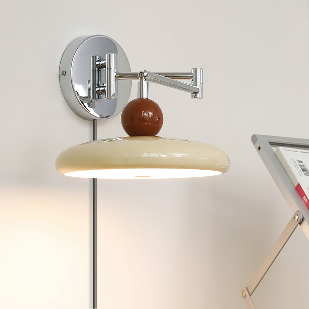 Lola Plug - in Wall Lamp - Vakkerlight