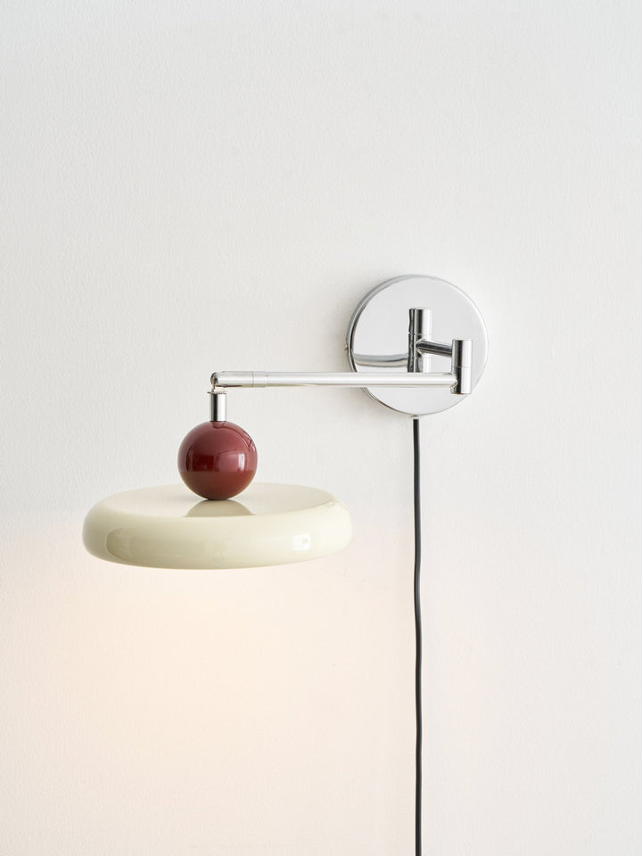 Lola Plug - in Wall Lamp - Vakkerlight