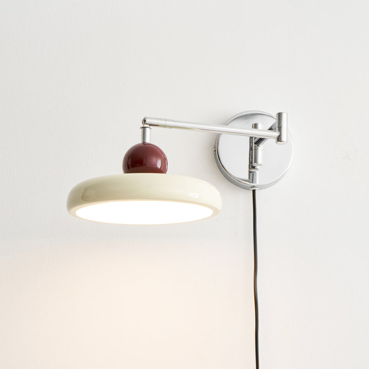 Lola Plug - in Wall Lamp - Vakkerlight