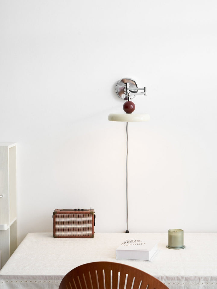 Lola Plug - in Wall Lamp - Vakkerlight