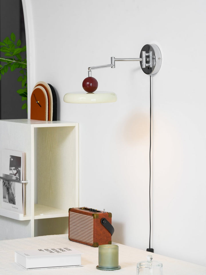 Lola Plug - in Wall Lamp - Vakkerlight