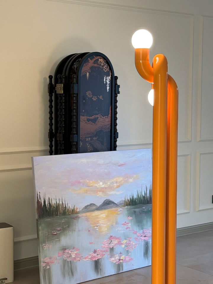 Loopi Floor Lamp - Vakkerlight