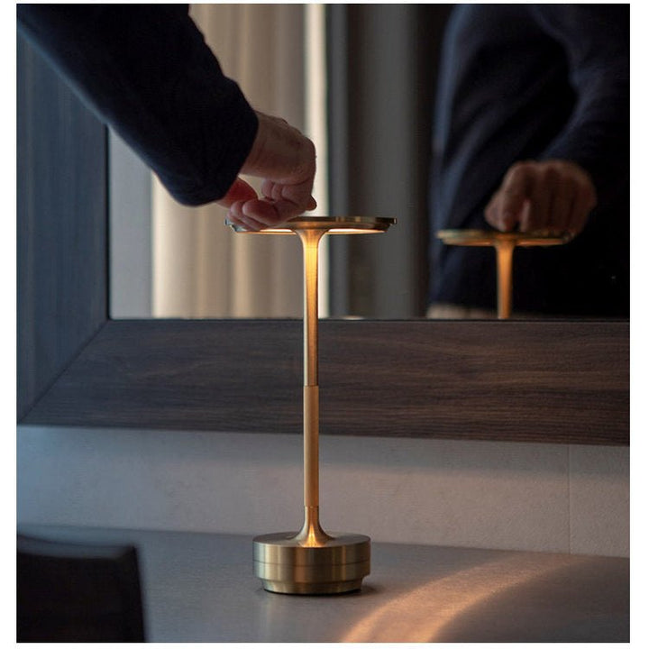 Lorin Rechargeable Table Lamp - Vakkerlight